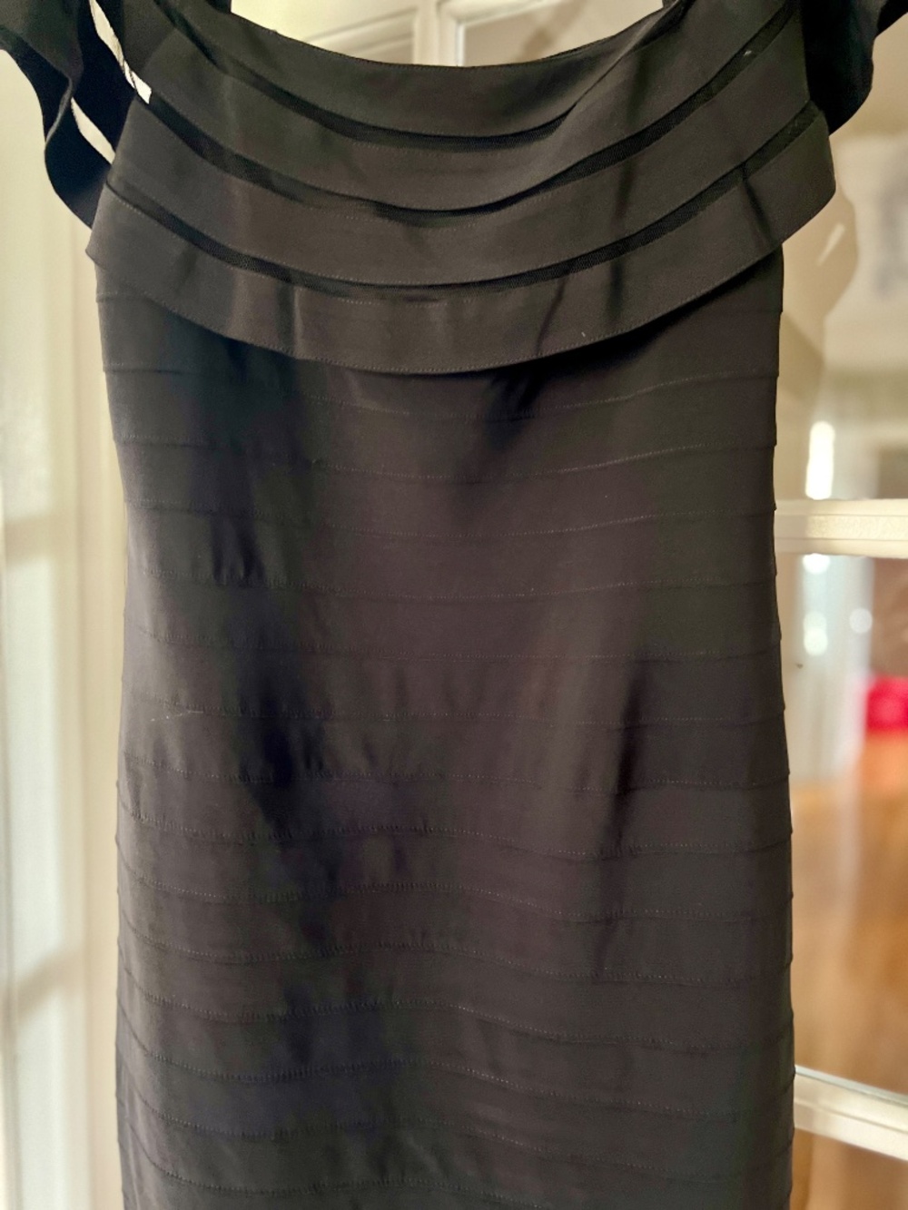 Dress - Picture 3 of 4